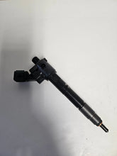 อะไหล่แท้ Volvo V40 2.0 D4 D4204T14 หัวฉีดน้ำมันเชื้อเพลิง 31405404