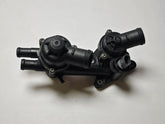 Original VW Touran 1.6 FSI Bj 04 Thermostatgehäuse 03C121026K 1 T 1797350