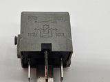 Mercedes W203 W204 W212 W639 W906 4-Pin Relay Gray Hella 12V A0025422619