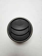 Oryginalna dysza powietrzna prawa lub lewa Mazda 6 rocznik 2006 GG/GY/GG1 2683404