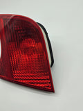 Oryginalna tylna lampa prawa wewnętrzna Audi A4 8E B7 Limo 8E5945094