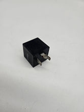 Orig VW Seat Audi Skoda Blinkerrelais Blinkgeber Blinker Relais Nr.21 191953227A