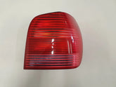 Feu arrière droit VW Polo 6N 2001 6N0945096H K24