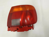 อะไหล่แท้ Audi A4 8D0945096A ไฟท้ายด้านขวา