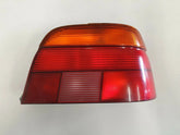 BMW E39 Limousine Rückleuchte Heckleuchte rechts Beifahrerseite 8358032 K23