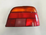 BMW E39 Limousine Rückleuchte Heckleuchte rechts Beifahrerseite 8358032 K23
