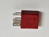 Оригинальное реле подачи Alfa Romeo 147 (937) Красное рабочее реле контактное A727 46520422 Auto-veritas