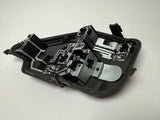 Oryginalny uchwyt lampy tylnej Opel Astra H (A04) Hella 160916-00 / 159728