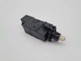 Original Mercedes Benz A-Klasse (W168) Bremslichtschalter A0015452009