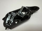 Oryginalny Opel Corsa D (S07) Mocowanie Lampy Tylnej Prawe 89037877A