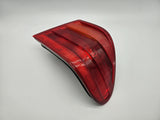 Oryginalna lampa tyłna Mercedes-benz E 200 W210 prawa A2108200264