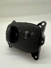 สวิทช์ไฟหน้า Ford Transit รุ่น yc1t13a024bb หมายเลขอะไหล่ 04052811 สภาพดี 050426 A1