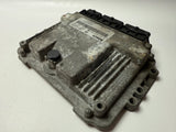 Original Renault Master / Trafic Engine Control Unit ECU 8200635663 / 0281013364