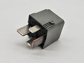 Mercedes W203 W204 W212 W639 W906 Relè 4 Pin Grigio Hella 12V A0025422619