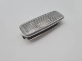 Original Audi A6 (4B2/4B4) Beleuchtug Sonnenblende 8L0947105A