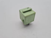 Original BMW E36 E38 E39 E46 E53 E60 E61 Z3 X3 Relais Grün 61.36-8373700