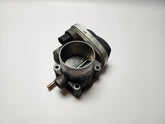 असली Renault Megane III 08-12 1.6 81KW Drosselklappe K4M858 8200190230