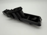 Oryginalny Renault Grand Scenic (JM0/1) uchwyt lampy tylnej L/P 15311300