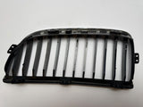 อะไหล่แท้ BMW 3er Touring E91 กระจังหน้า ขวา 7120008
