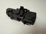 Oryginalny uchwyt lampy tylnej Audi A6 (4B) L/P Hella B5831BLRF / 148162