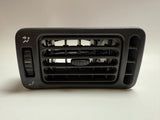 อะไหล่แท้ Renault 19 Cabrio ช่องลมแอร์ด้านขวา 222575 / 7700812994