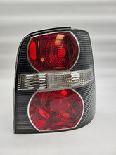 純正 Hella 右テールランプ VW Touran (1T1,1T2) 1T0945096 黒