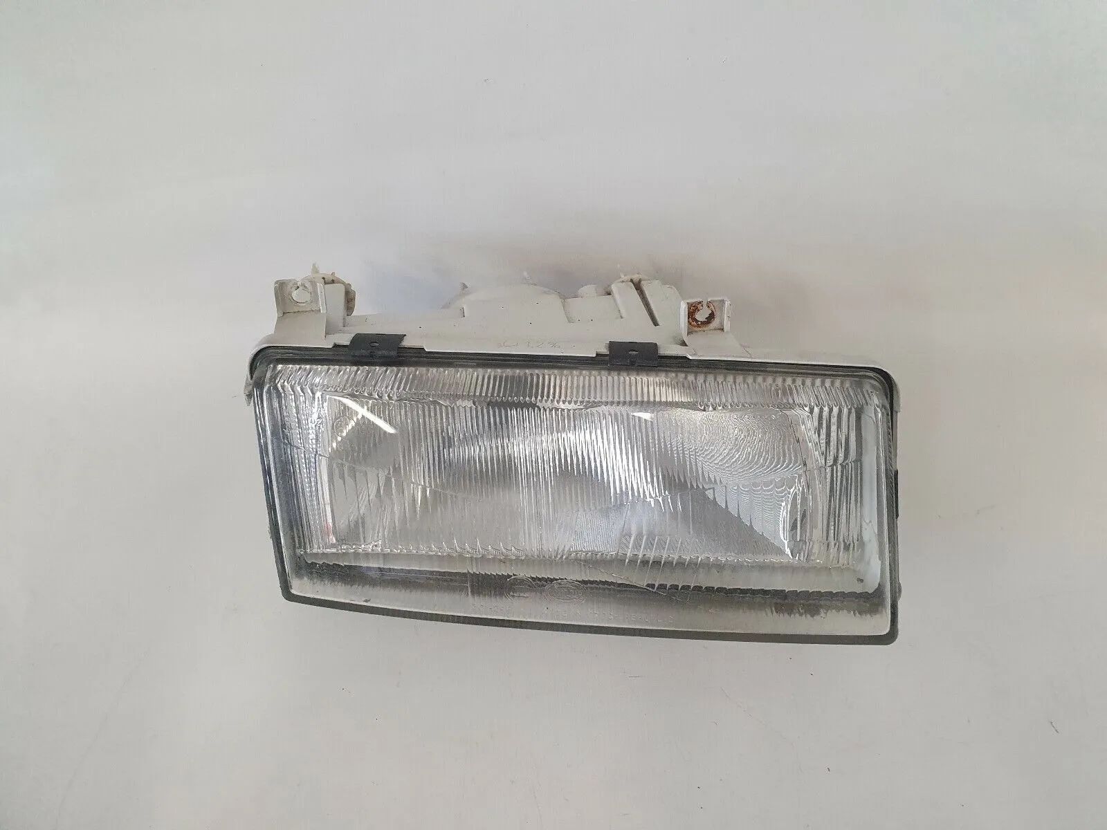 ⭐⭐⭐ faro delantero derecho original Skoda Felicia 24615000 ⭐⭐⭐