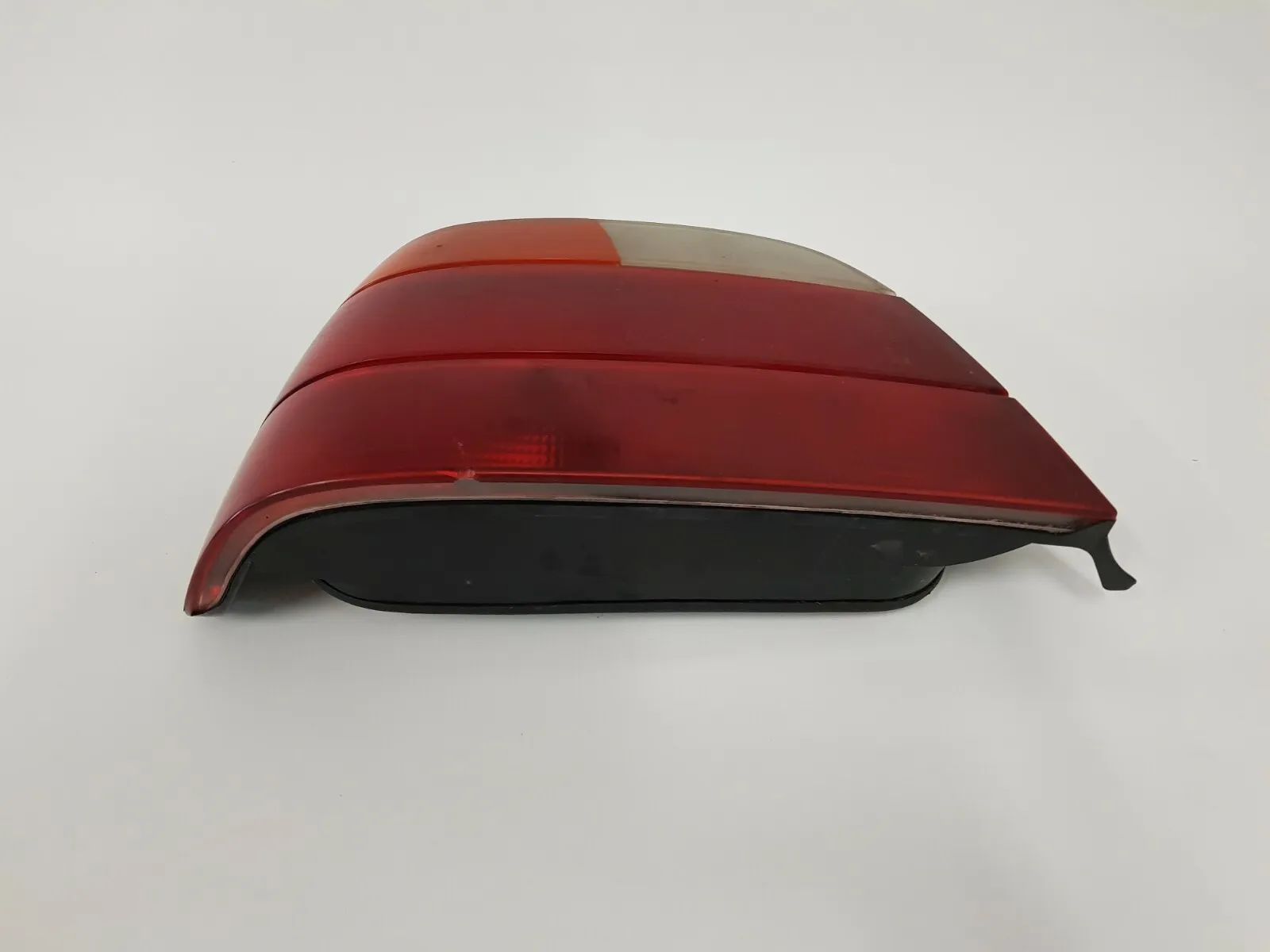 BMW E39 Fanale Posteriore Sinistro Berlina fino 08/2000 ORIGINALE Freccia Arancione 211045