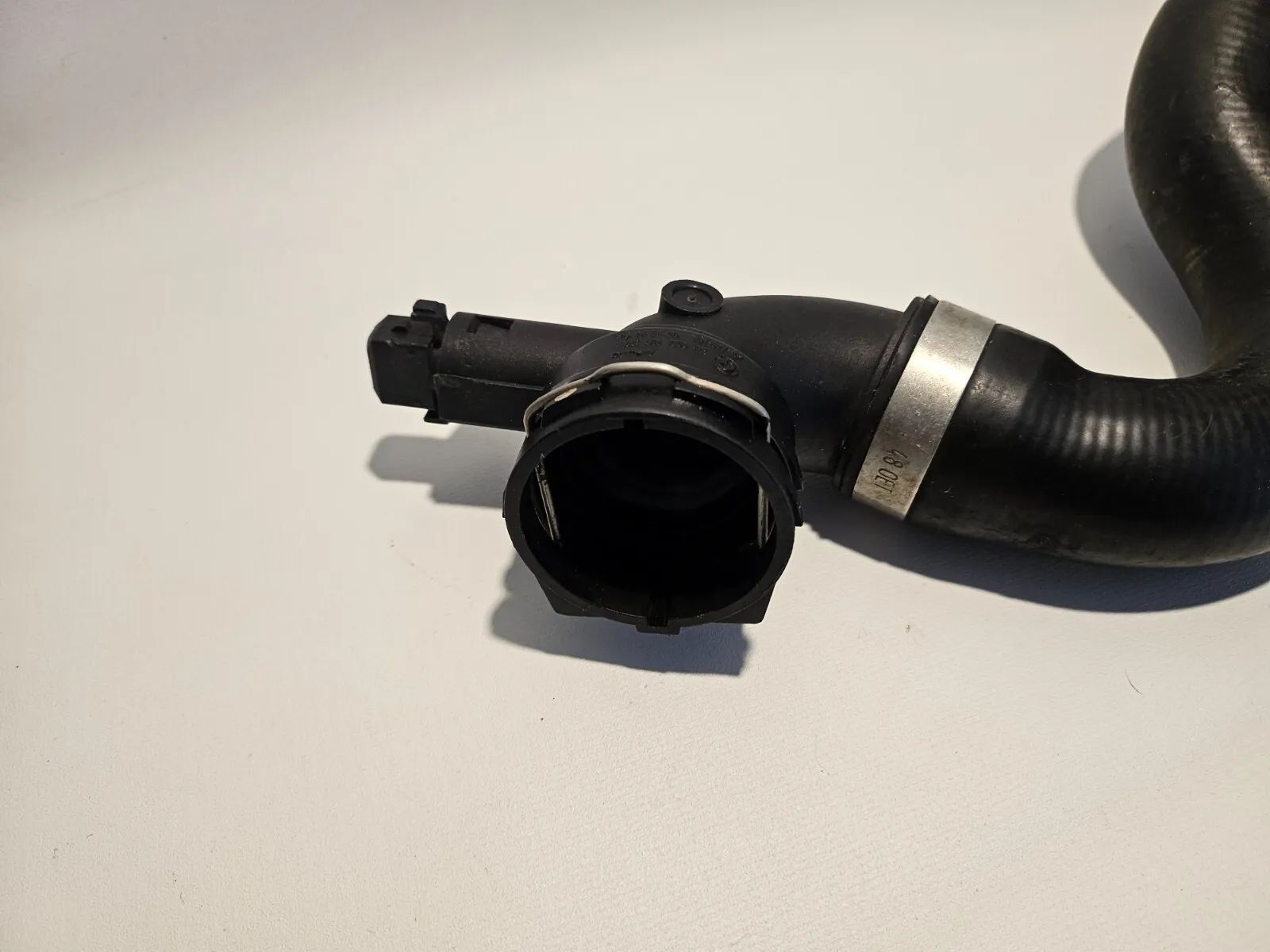 BMW 3 E90 E91 2007 Kühlleitung / Kühlschlauch 7531769 Benzin 110kW RPG17096