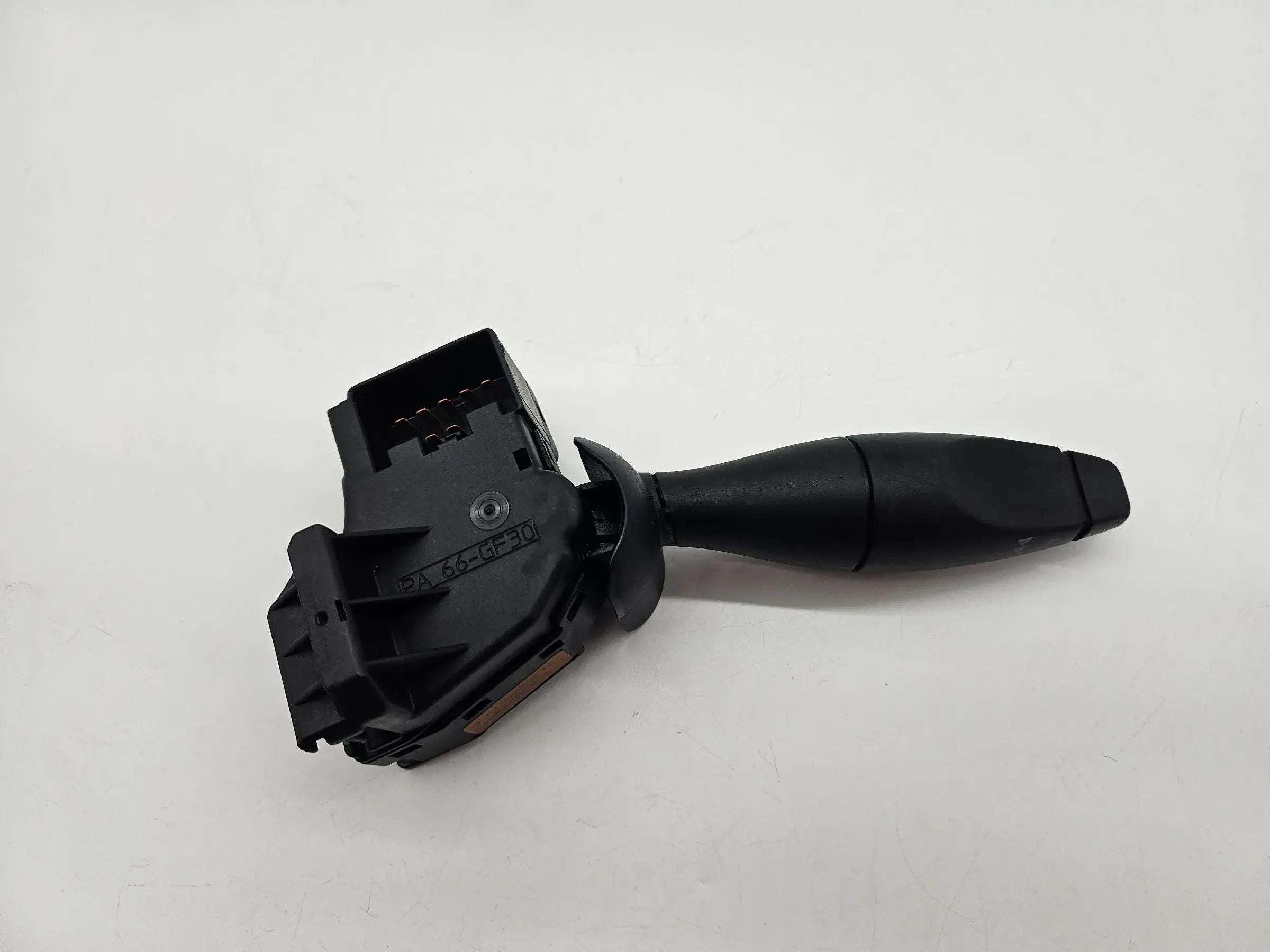 純正 FORD フォーカス コンビ DNW 1.6 16V ステアリングコラムスイッチ 98AG17A553CC