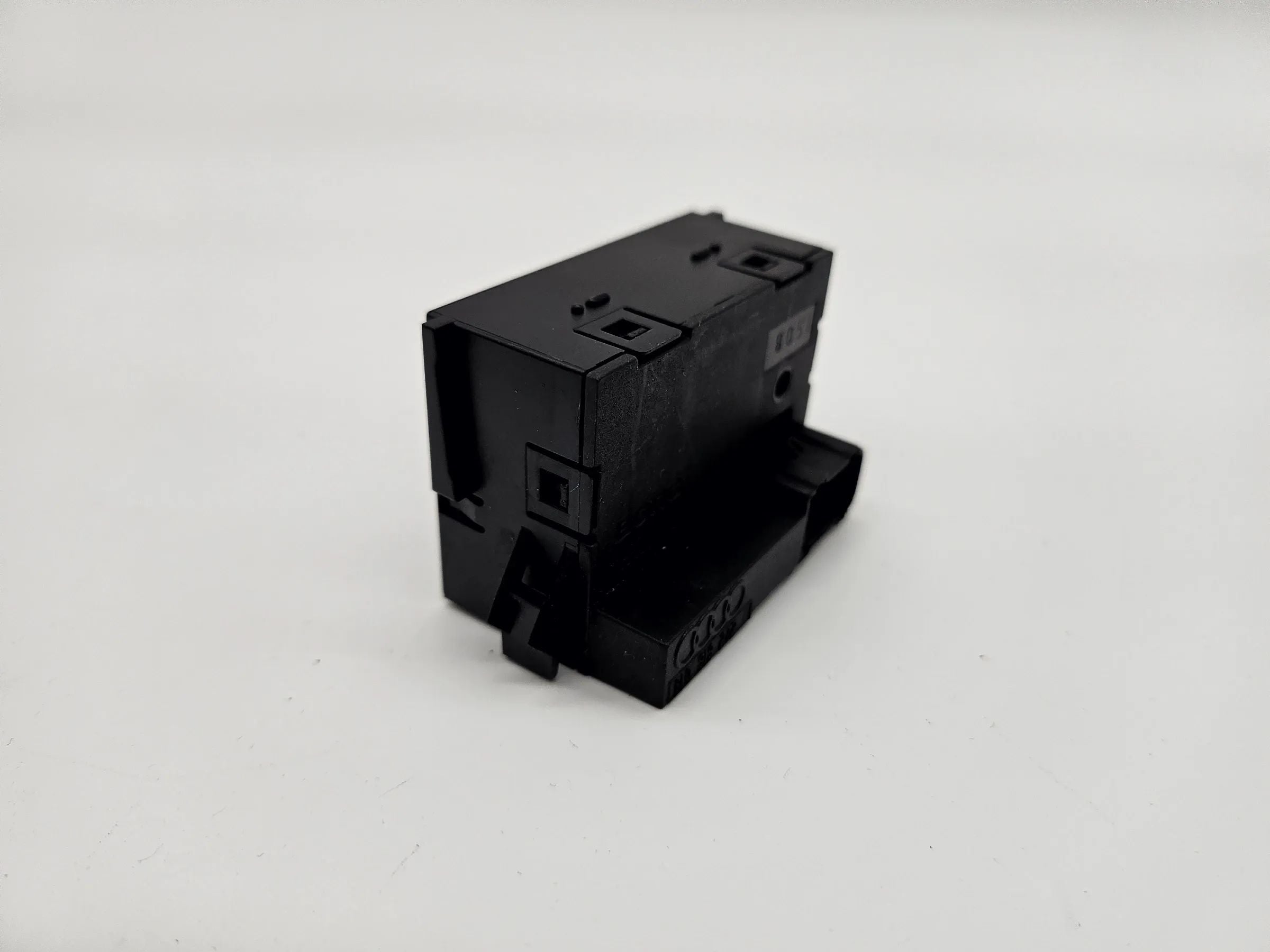 Original Audi A3 8L  Bordcomputer Benzin 1,8l 921kW 8L0919272A
