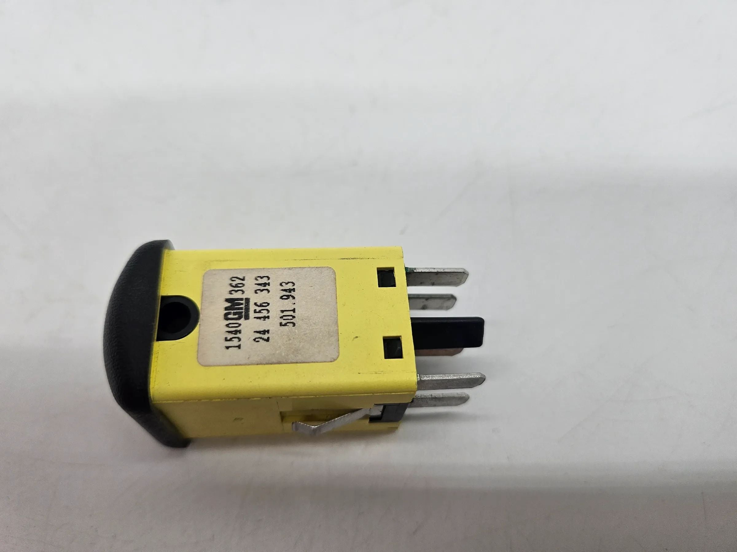 Оригинальная подогрев сидений Opel Astra G и Zafira A переключатель OPC GM 24456343