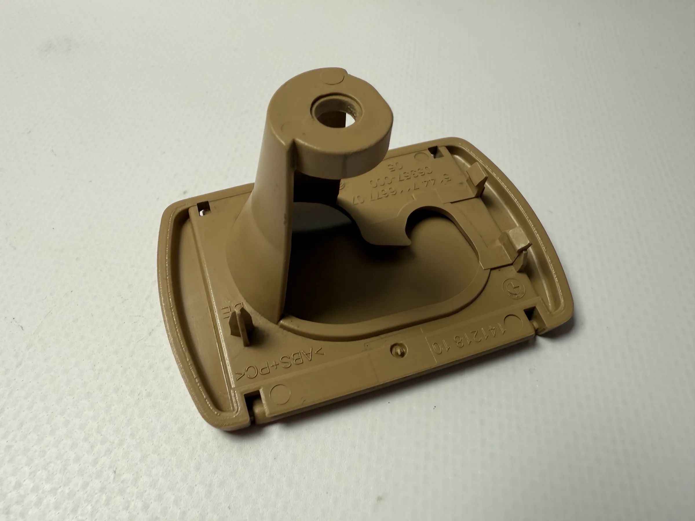 Original BMW Serie 5 E61 Soporte Red Separadora Maletero 51447116677