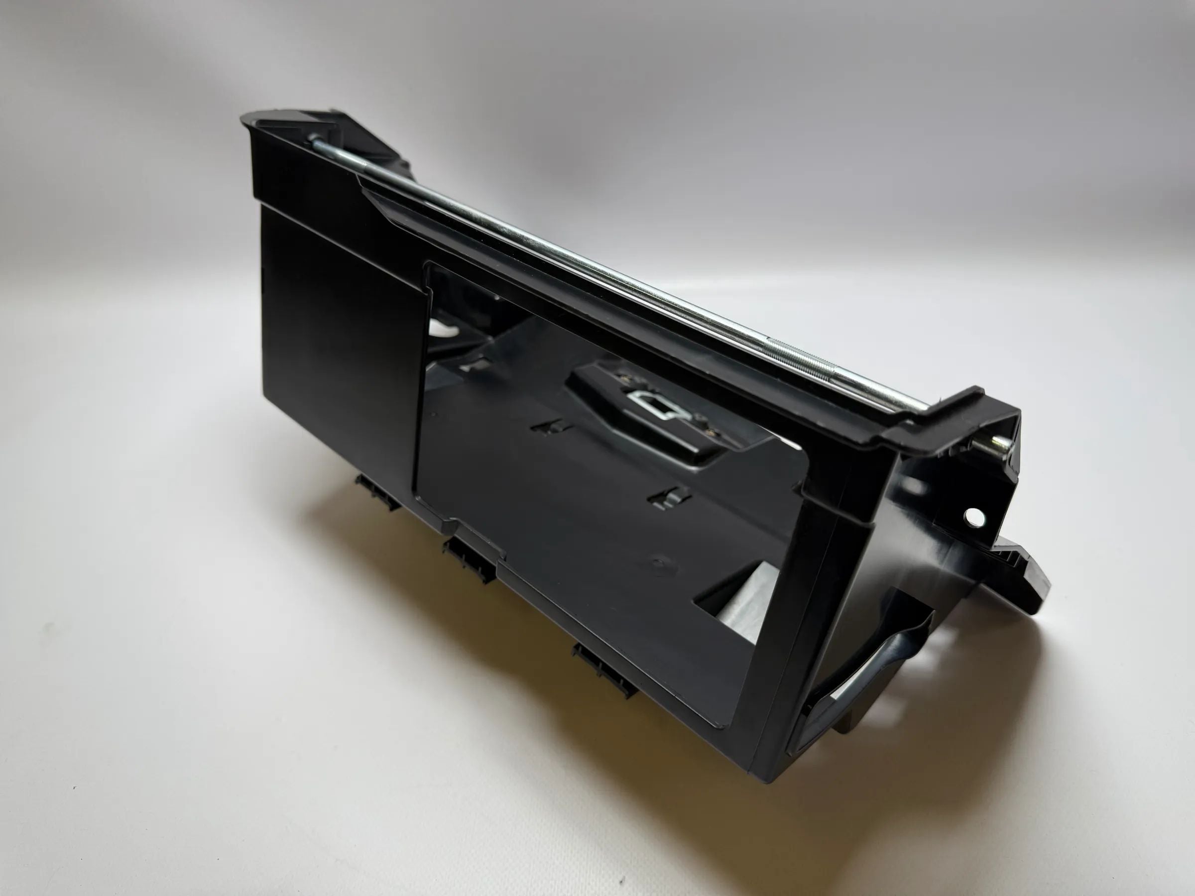 Оригинальный держатель бардачка BMW 3 серии E90 E91 E92 E93 7075479 / 7275841 - Auto-veritas