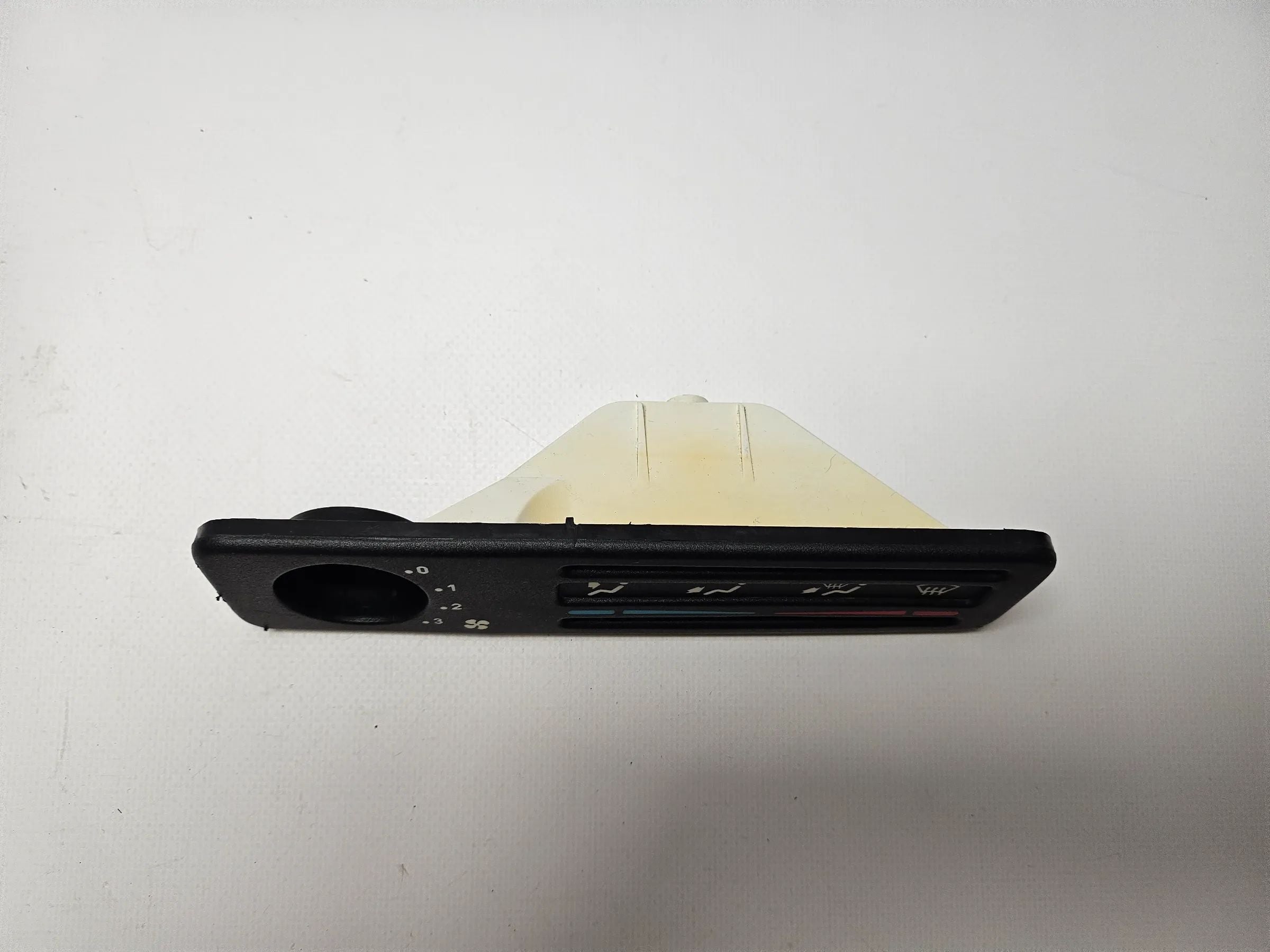 อะไหล่แท้ Peugeot 106 II S2 (96-03) ฝาครอบปุ่มปรับอุณหภูมิแอร์