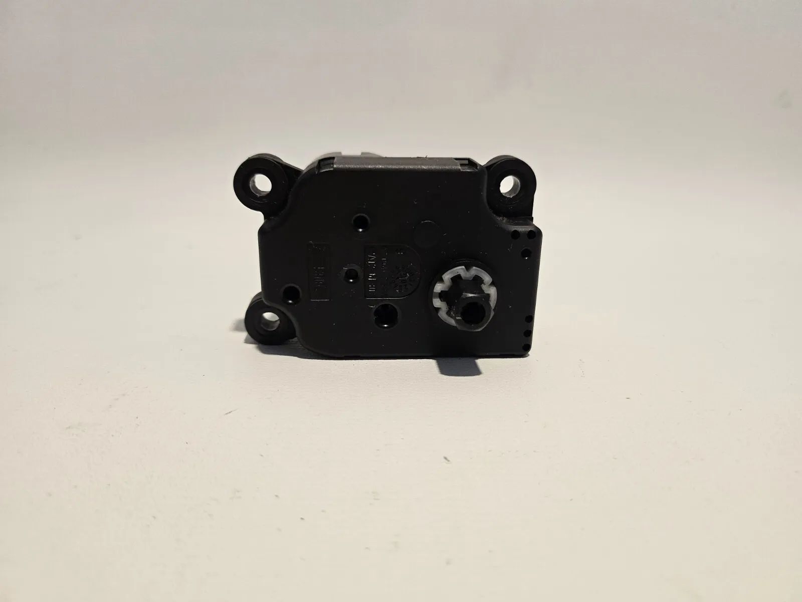 Origine Peugeot 307 Moteur de volet chauffage / ventilation 91508Ua13 91508 Ua 13 EAM501