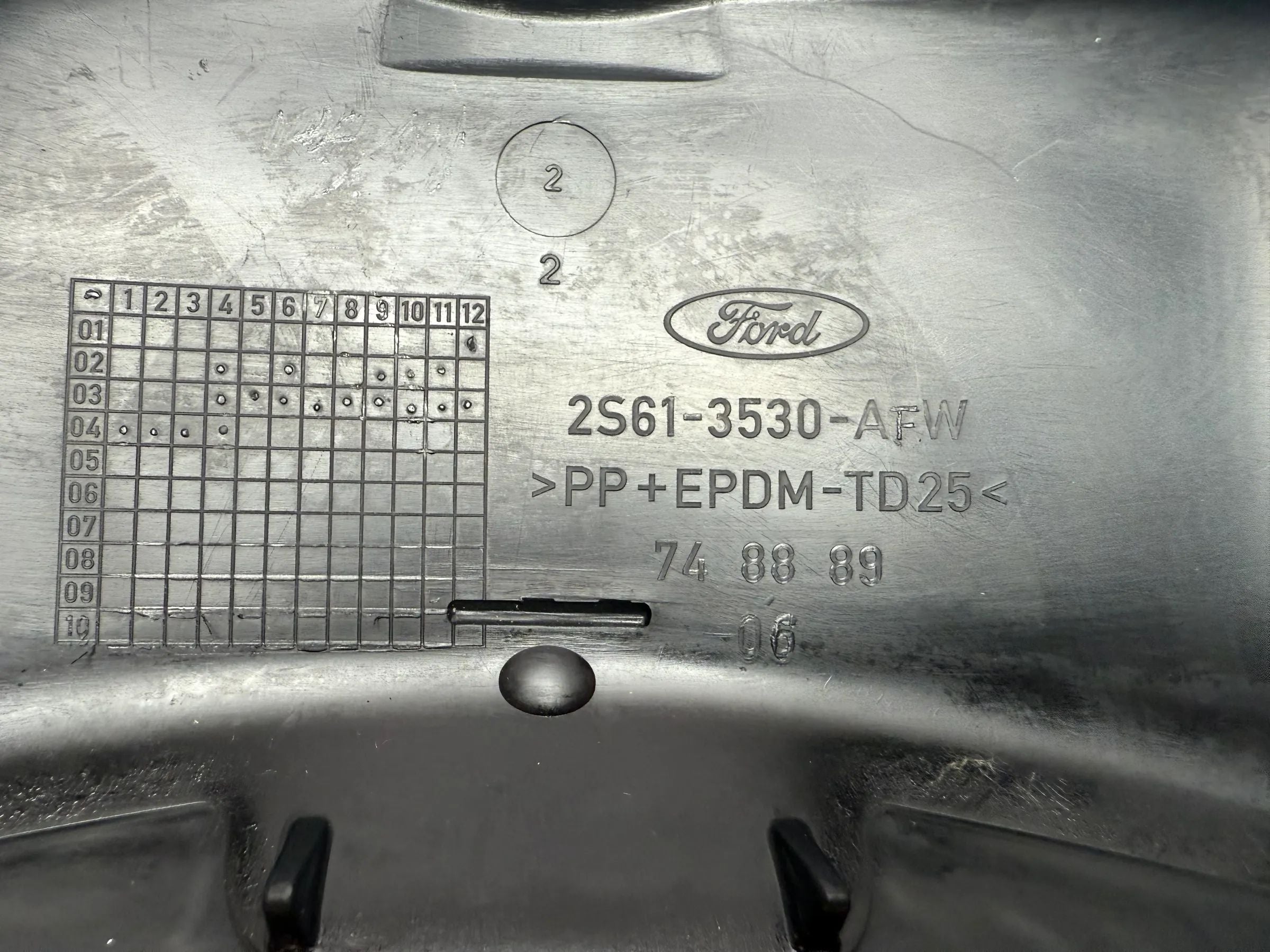 Original FORD FIESTA V Revestimiento Columna de Dirección 2S613530AFW