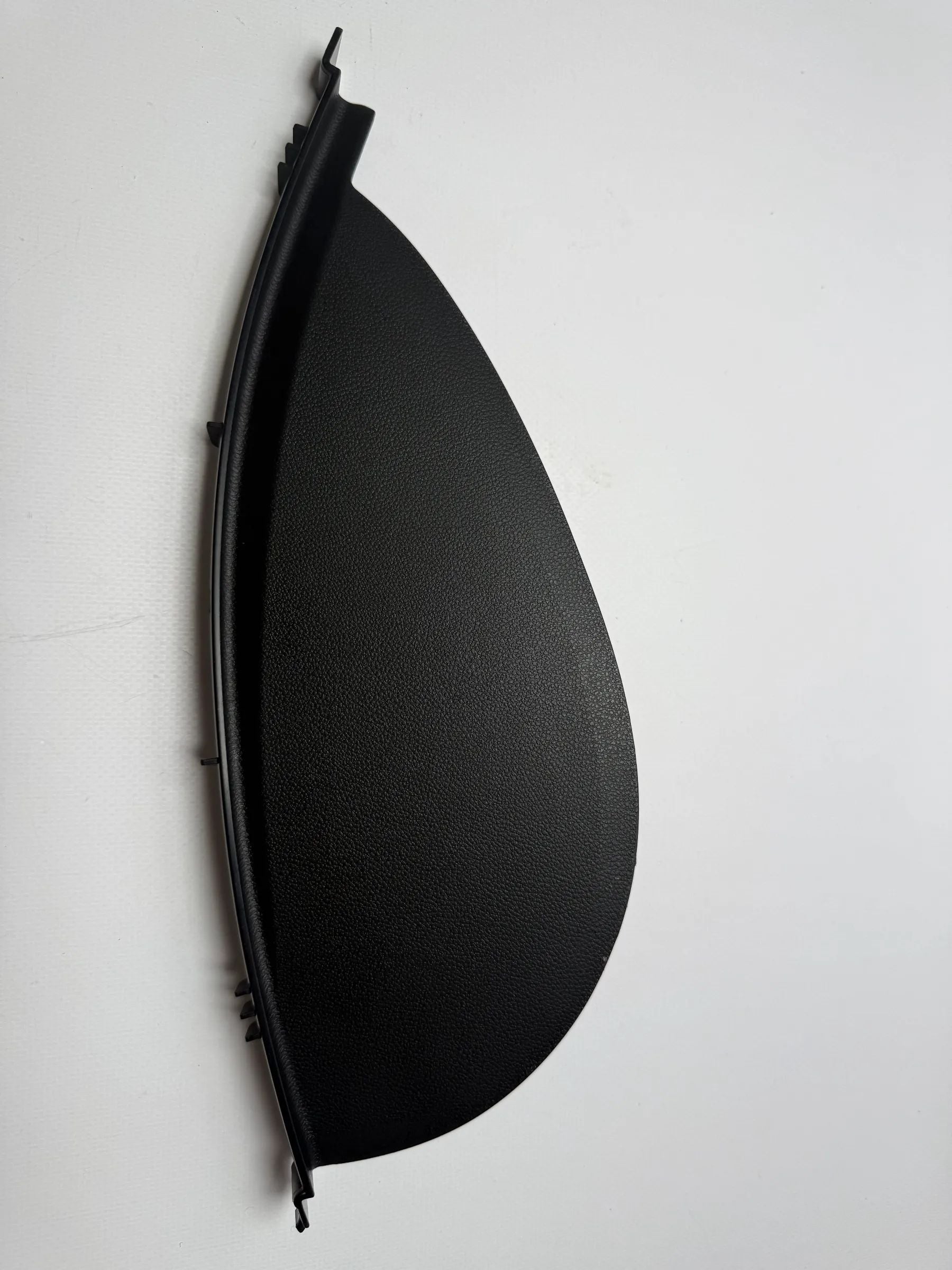 Оригинальная накладка панели приборов BMW 3 серии E90 E91 320D LCI 51457077820