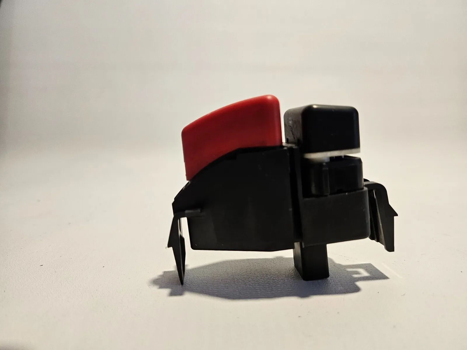 originele waarschuwingsknop Mercedes A1688201210 1688201210