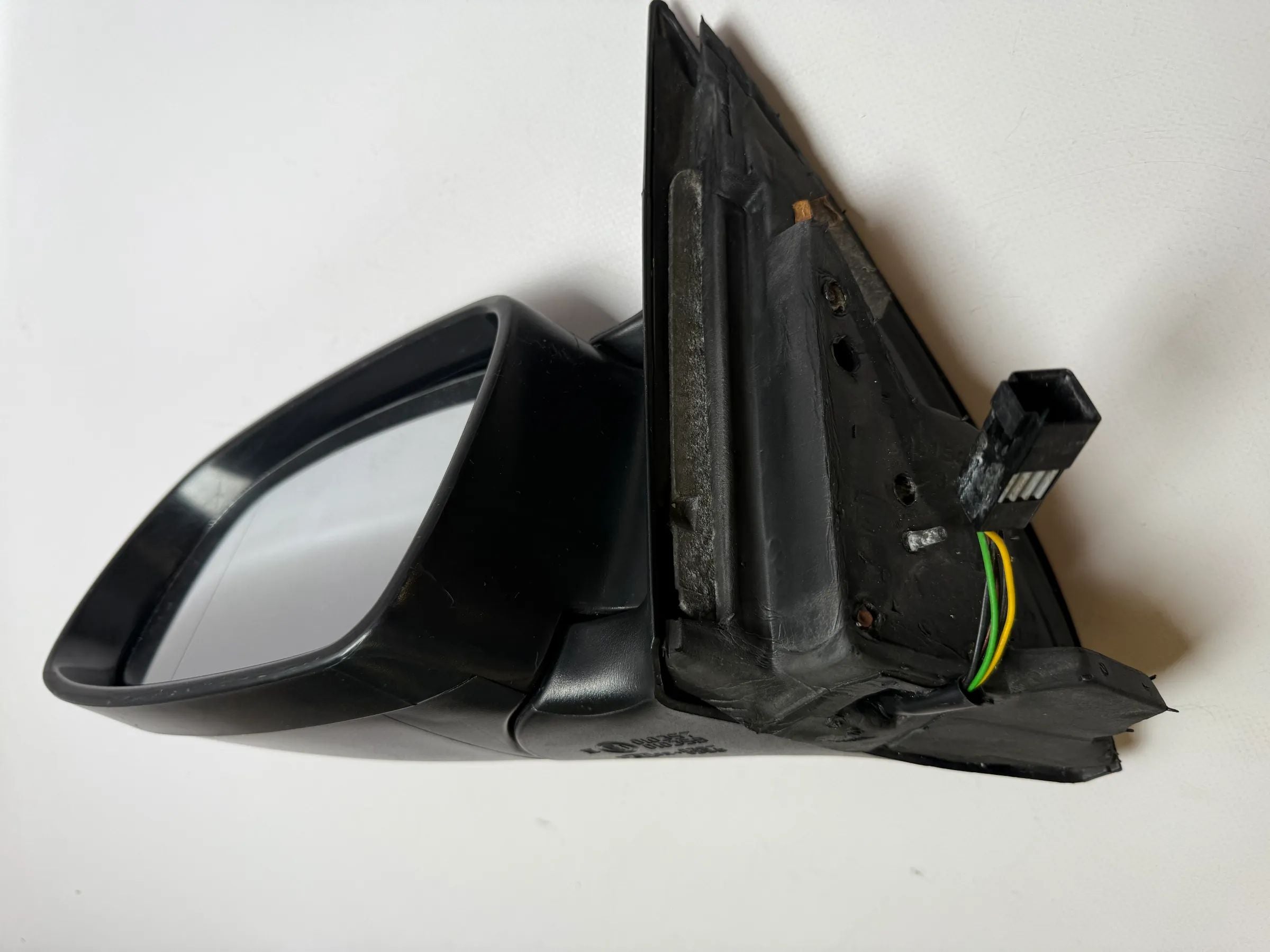 Оригинальное зеркало Opel Омега Карван 2.0 B электрическое с подогревом левое E1010357