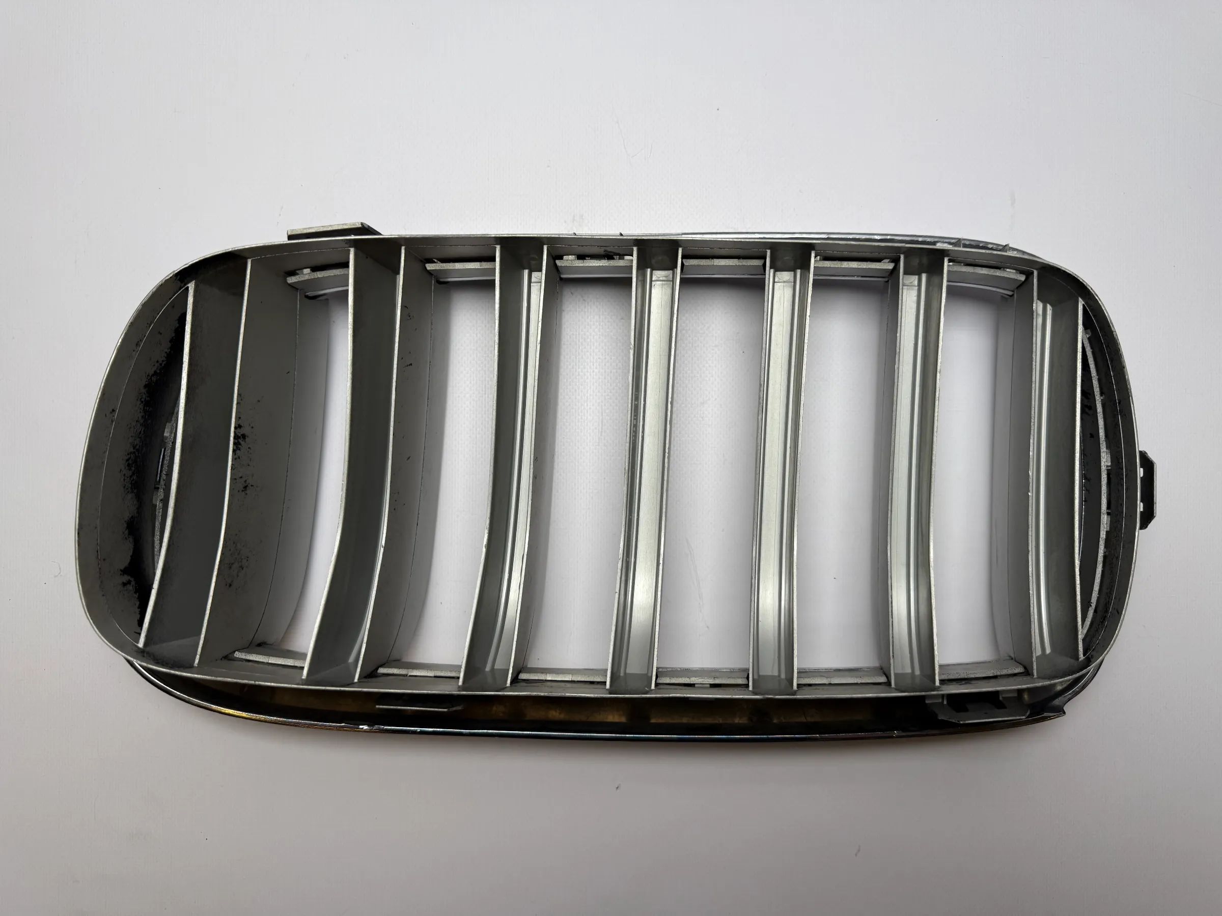 Orijinal BMW X5 F15 F16 Ön Izgara Sağ 7316076