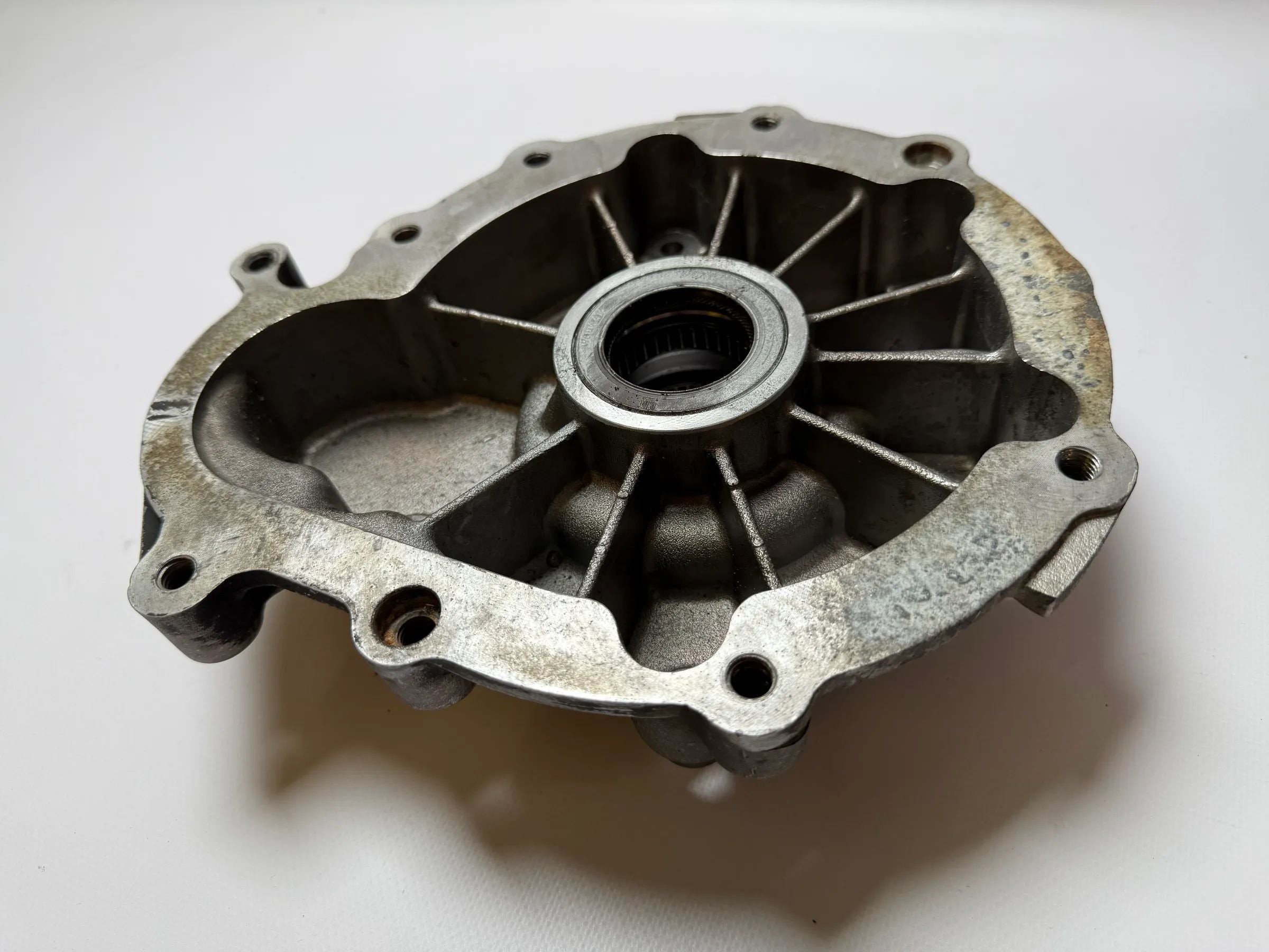 Oryginalna obudowa skrzyni biegów BMW X5 E53 3.0i 235 KM GM 96023814