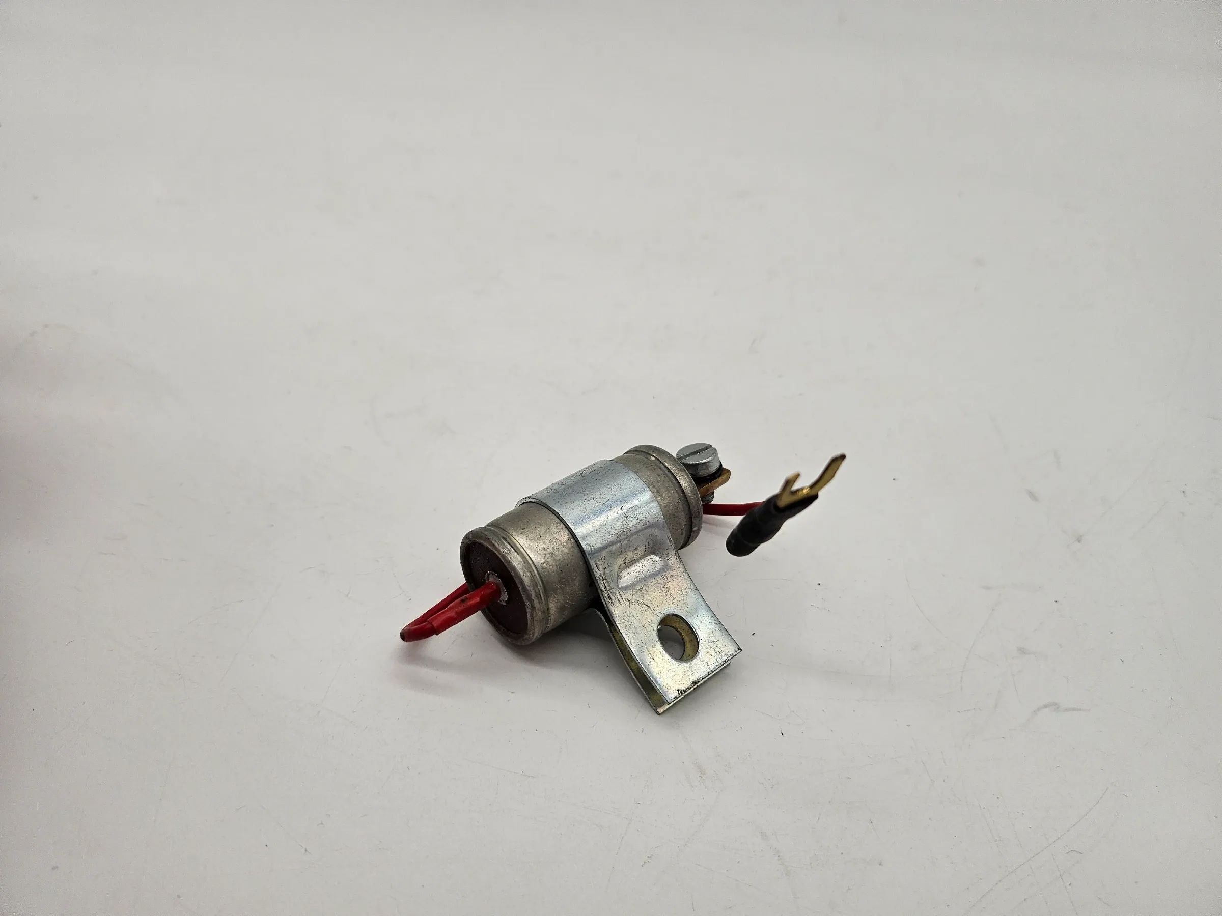 Bosch 0290002002 Condensatore Antirumore Adatto per Ford BMW VW Mercedes