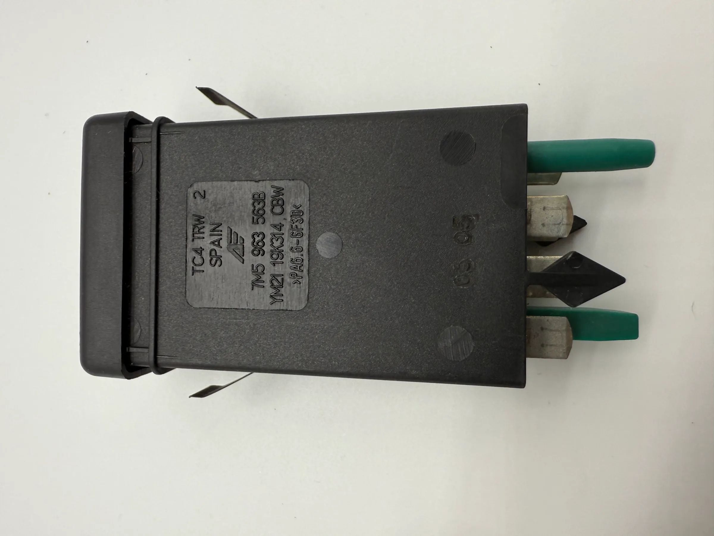 Oryginalny przełącznik podgrzewania fotela VW Sharan/Ford Galaxy TRW 7M5963563B/YM2119K341CBW
