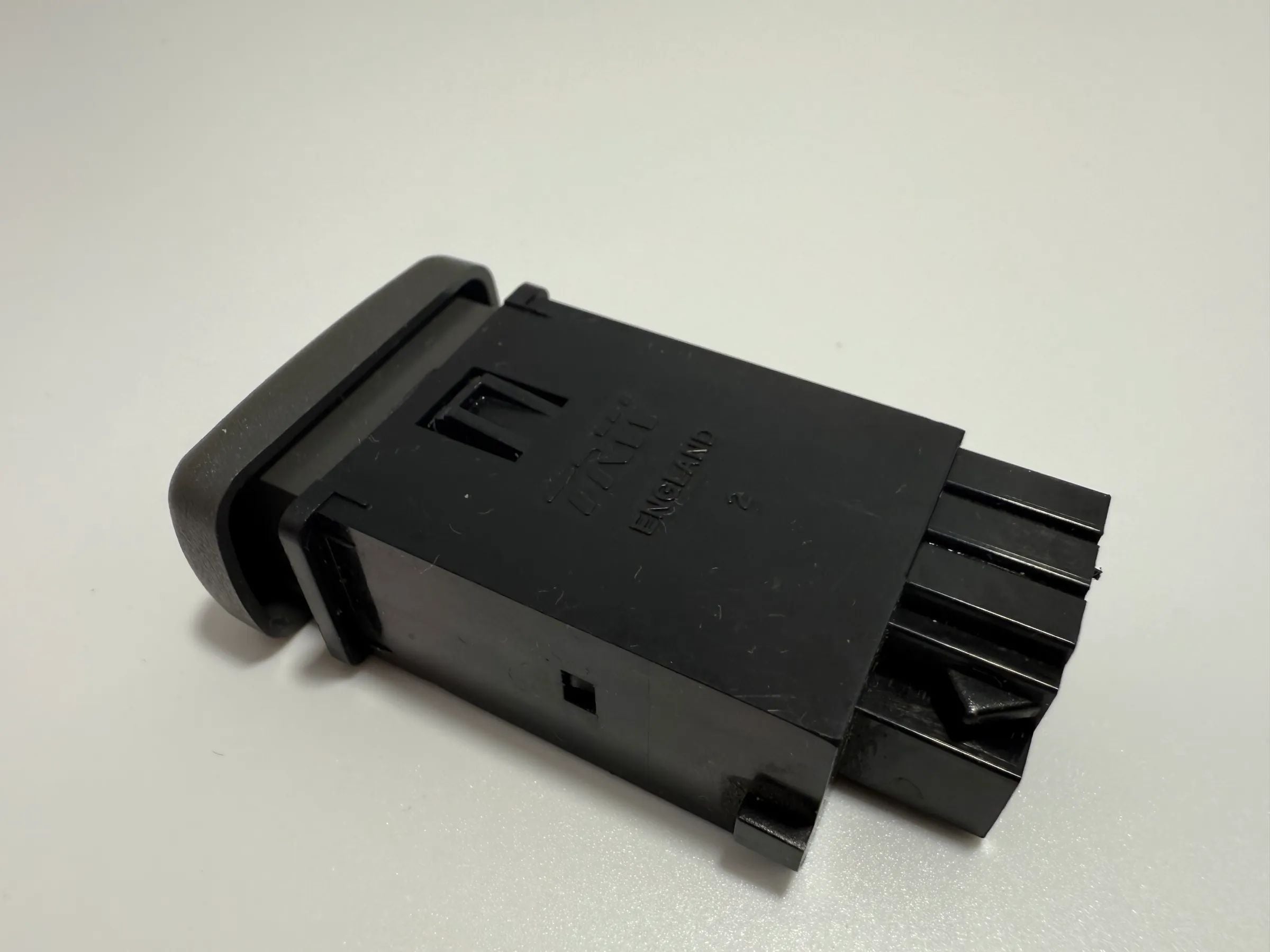 อะไหล่แท้ Volvo V40 S40 สวิตช์ล็อครถกลางประตูหน้า ซ้าย TRW 30864279