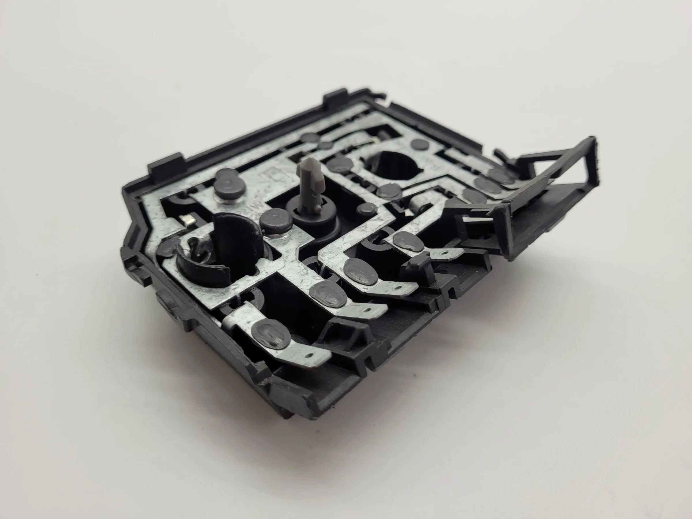 Original Audi A80 Rückleuchte / Rücklicht Lampenträger Links 29.63.21.01