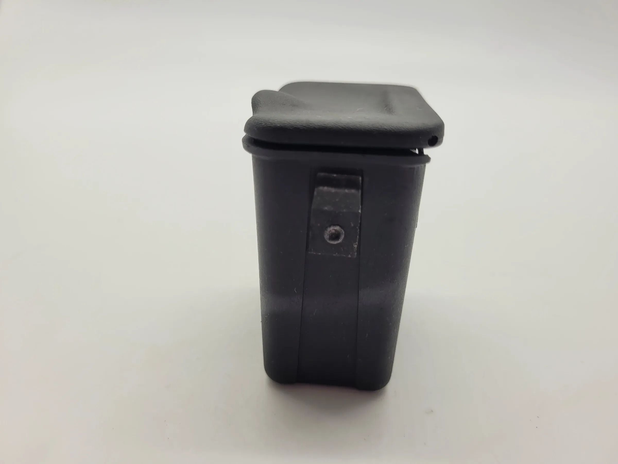 Original Opel Zafira A (T98) Aschenbecher Hinten L/R 90580259-4