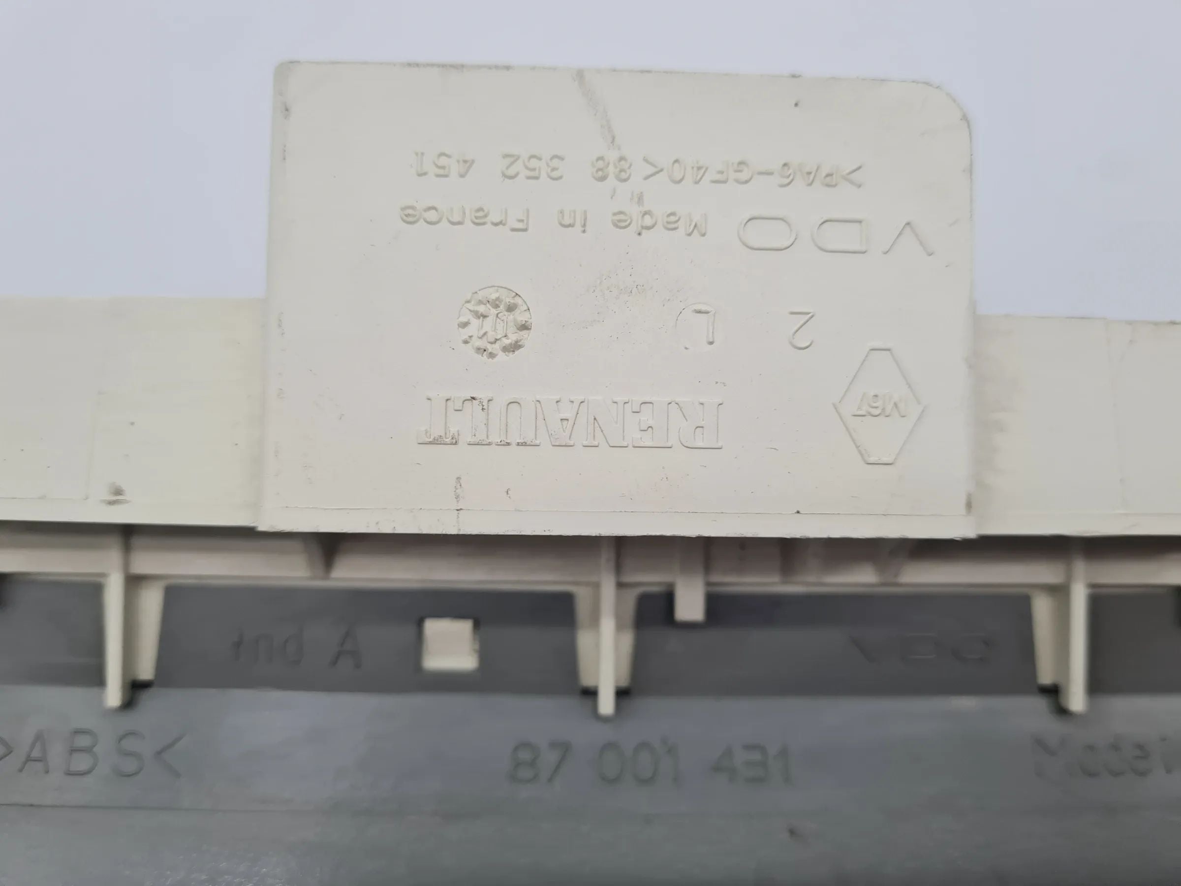 Original Renault Twingo I 1 (C06) Bordcomputer Display Kombiinstrument 87001431