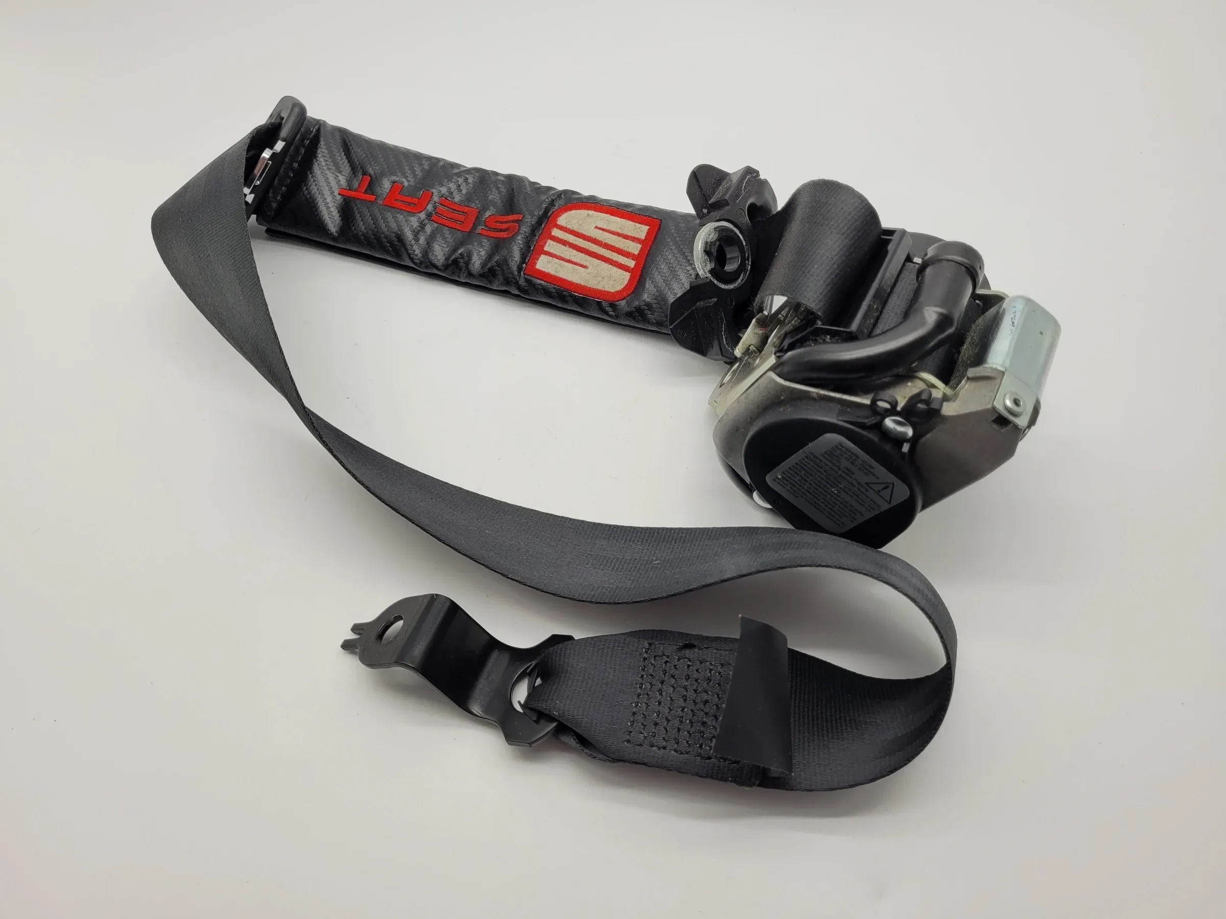 Original Seat Ibiza IV (6J5/6P1) Sicherheitsgurt Vorne Links 6j4857705