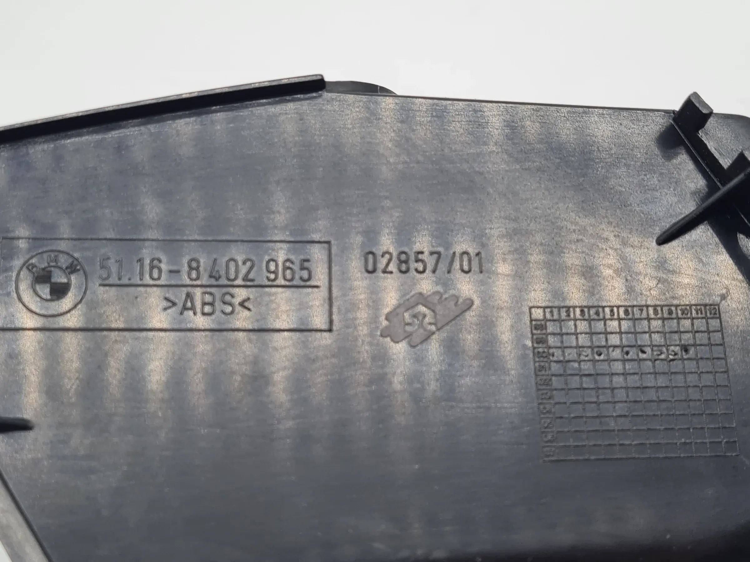 Original BMW X5 (E53) Mittelkonsole Getränkehalterteil Hinten 51.16-8402965